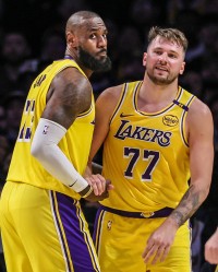 名嘴：詹姆斯是东契奇现阶段最好队友 除非湖人得到字母或约基奇